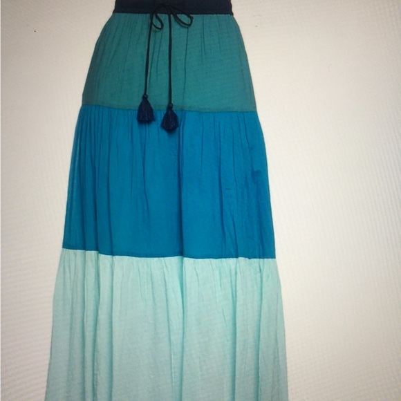 Three shades of blue maxi skirt - Picture 3 of 3